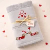 Asciugamani romantici con cagnolini innamorati idea regalo