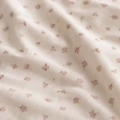 Completo Lenzuola Matrimoniale in Cotone Fiorellini di Campo Rosa Fondo Bianco
