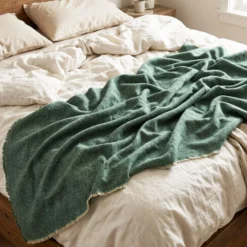 Coperta lana merino lavabile in lavatrice matrimoniale verde acqua