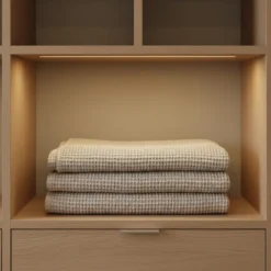 Copriletto matrimoniale Apone, beige, tessuto goffrato, 260x260 cm