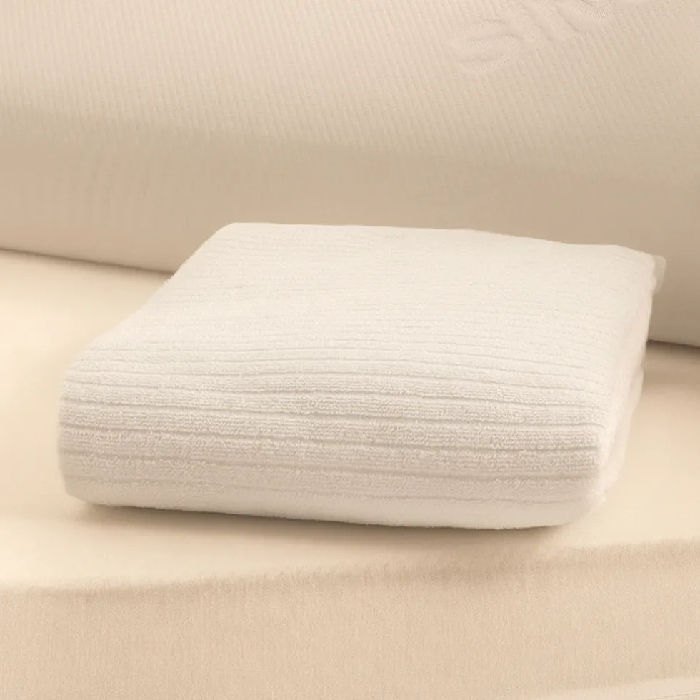 Coprimaterasso con angoli in spugna jacquard GABEL Buonanotte