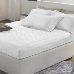 Lenzuola in raso completo Bellora Onice righe jacquard